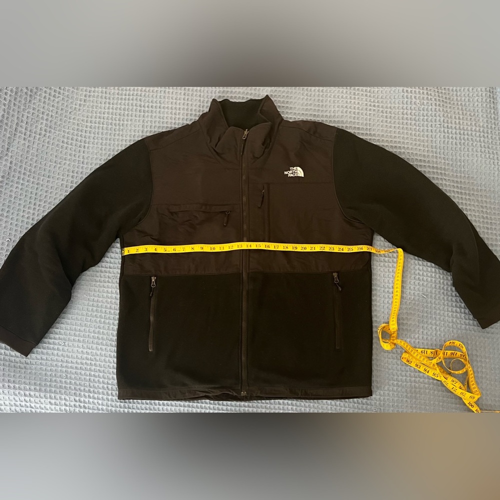 The Northface black jacket XXL